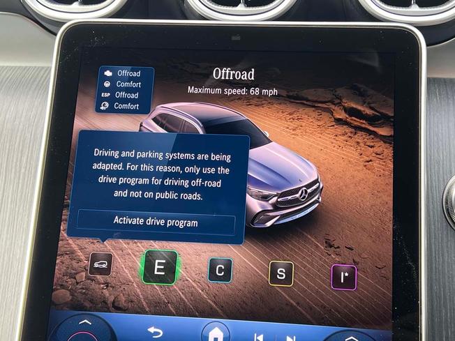 MERCEDES-BENZ Glc Photo 35