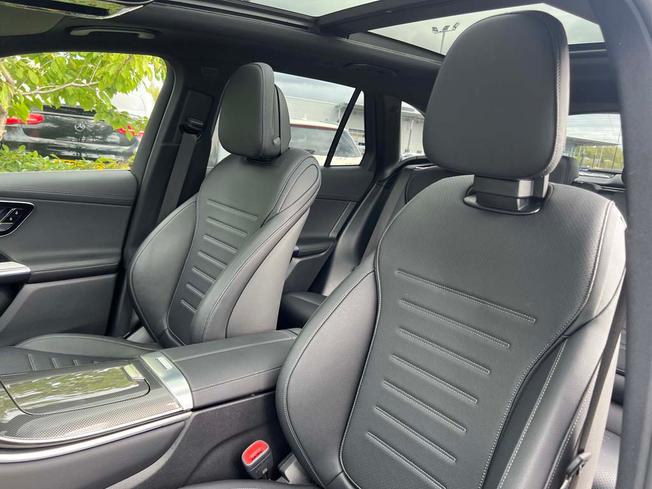 MERCEDES-BENZ Glc Photo 44