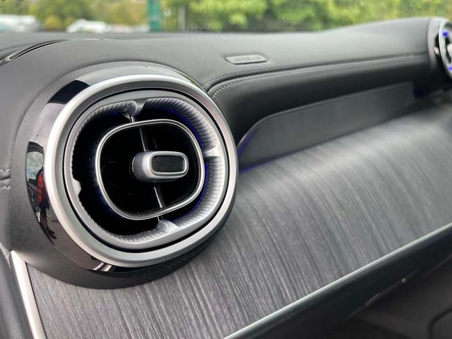 MERCEDES-BENZ Glc Photo 48