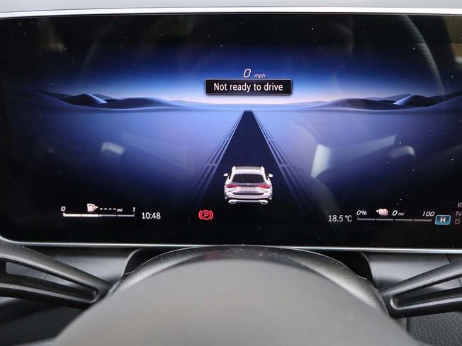 MERCEDES-BENZ GLC Photo 36