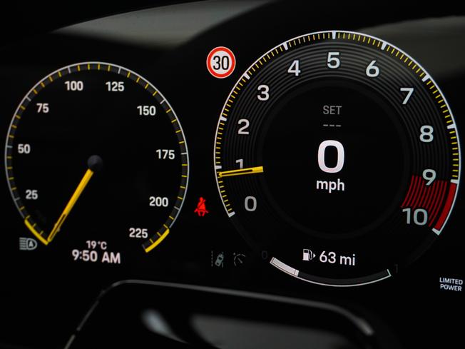 PORSCHE 911 Photo 15