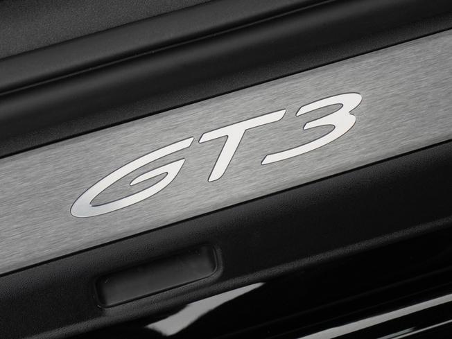 PORSCHE 911 Photo 23