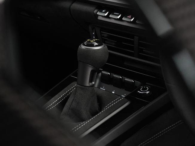 PORSCHE 911 Photo 27