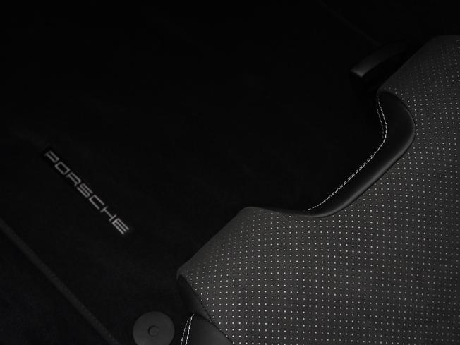 PORSCHE 911 Photo 43