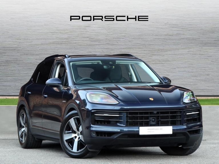Used 2024 PORSCHE Cayenne 3.0 V6 E-Hybrid 25.9kWh SUV 5dr Petrol Plug-in Hybrid TiptronicS 4WD Euro 6 (s/s) (470 ps)  Algarve Blue Metallic at JCT600