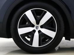 Porsche Cayenne Photo 4