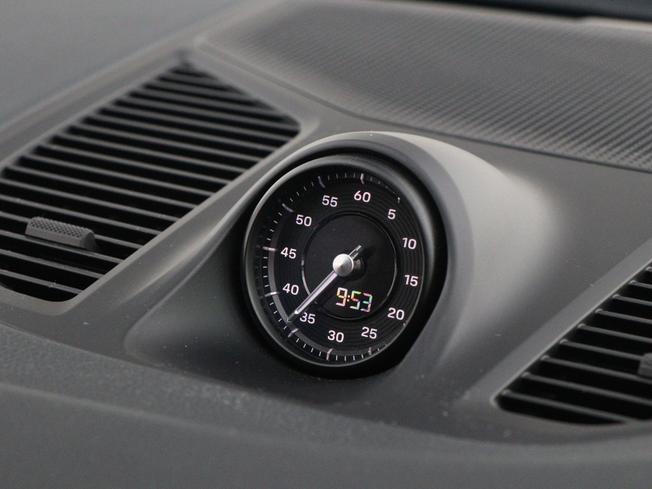 Porsche Cayenne Photo 48