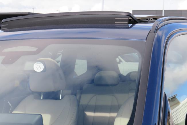 BMW Ix3 Photo 9