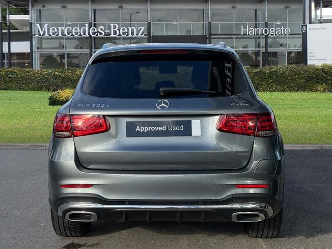MERCEDES-BENZ GLC Photo 11