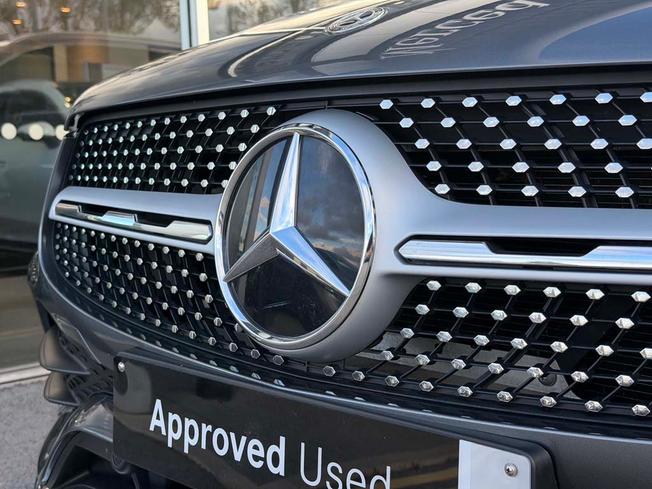 MERCEDES-BENZ GLC Photo 13