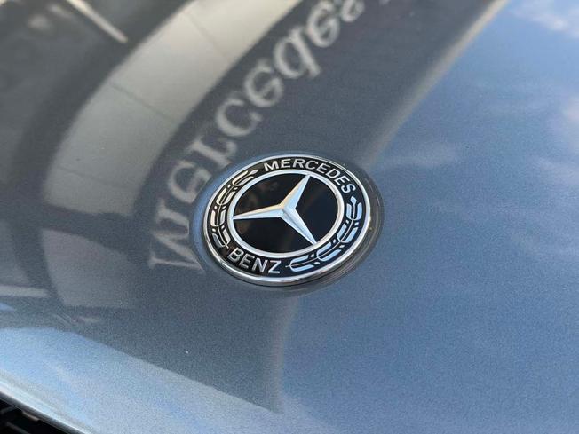 MERCEDES-BENZ GLC Photo 14