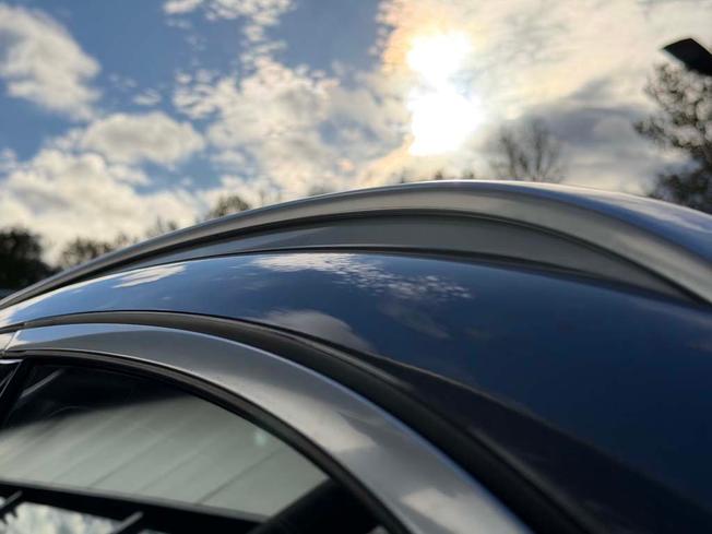 MERCEDES-BENZ GLC Photo 17
