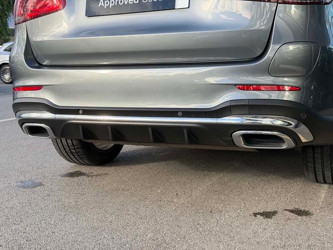 MERCEDES-BENZ GLC Photo 21