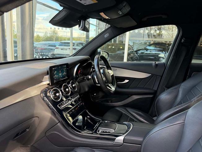 MERCEDES-BENZ GLC Photo 3