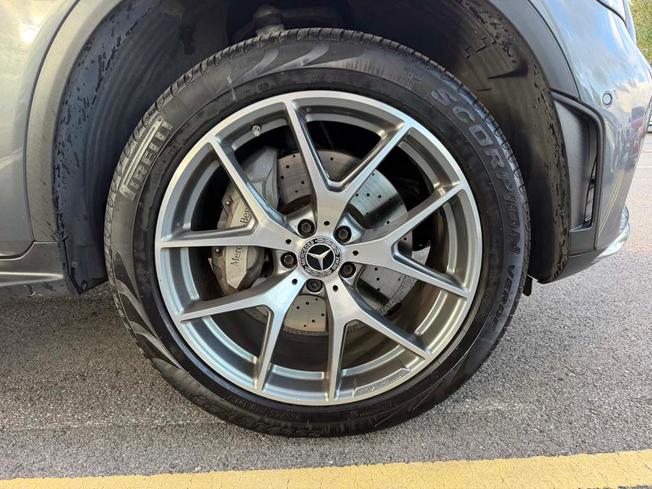 MERCEDES-BENZ GLC Photo 6