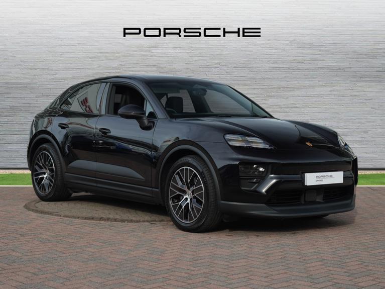 Used 2026 PORSCHE Macan 100kWh SUV 5dr Electric Auto (360 ps) Black at JCT600