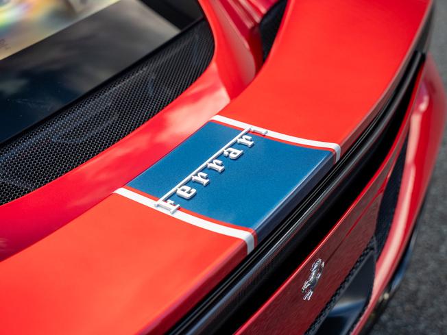 FERRARI 296gtb Photo 32