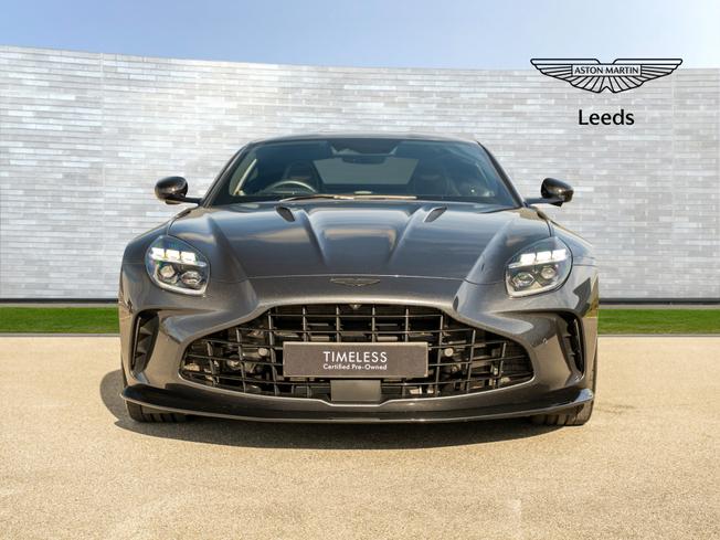 ASTON MARTIN Vantage Photo 7