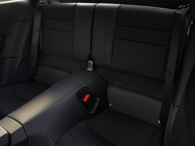 PORSCHE 911 Photo 10