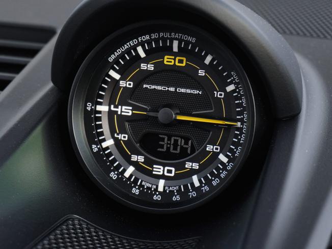 PORSCHE 911 Photo 20