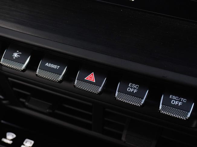 PORSCHE 911 Photo 26