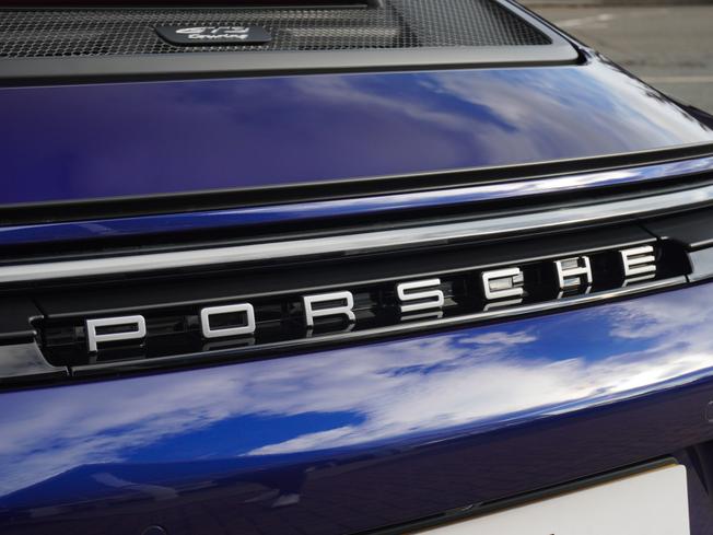 PORSCHE 911 Photo 50