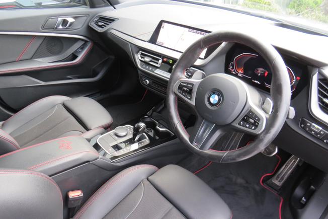 BMW 1 Series Photo 25
