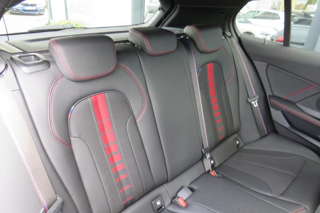 BMW 1 Series Photo 31