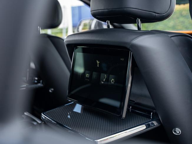 ROLLS-ROYCE Ghost Series Ii Photo 16