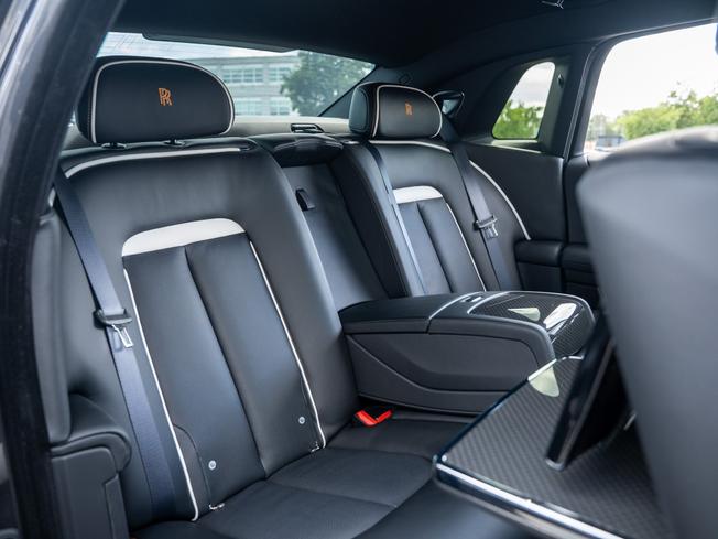 ROLLS-ROYCE Ghost Series Ii Photo 17