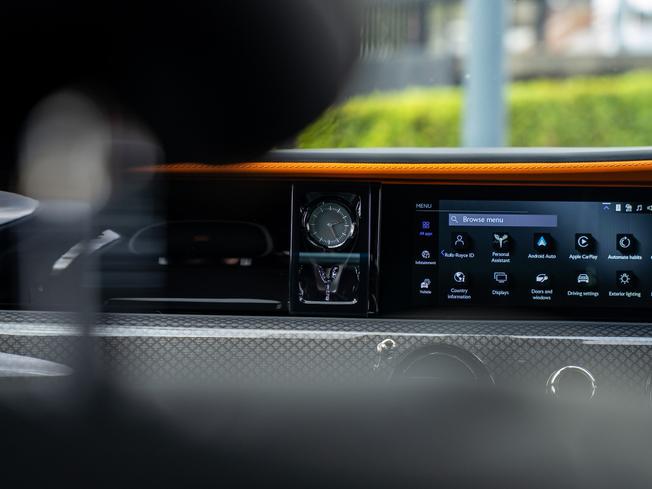 ROLLS-ROYCE Ghost Series Ii Photo 21