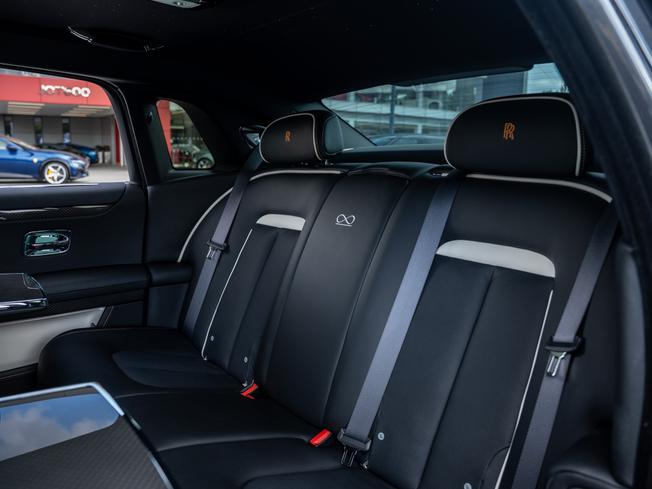 ROLLS-ROYCE Ghost Series Ii Photo 23