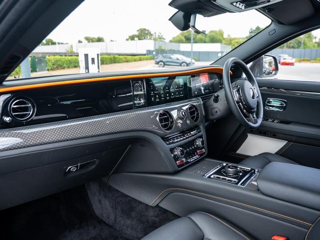 ROLLS-ROYCE Ghost Series Ii Photo 27