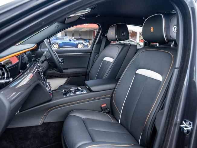 ROLLS-ROYCE Ghost Series Ii Photo 28
