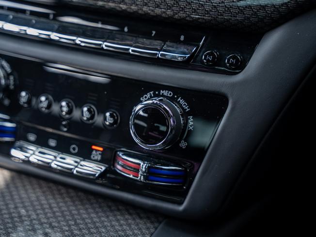 ROLLS-ROYCE Ghost Series Ii Photo 7