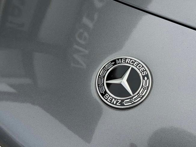 Mercedes-Benz A Class Photo 14