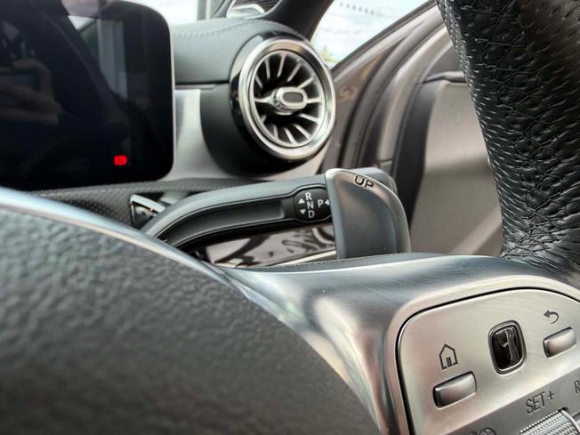 Mercedes-Benz A Class Photo 30