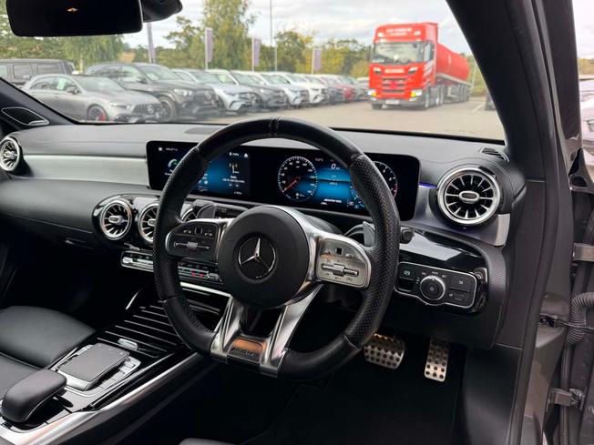 Mercedes-Benz A Class Photo 43