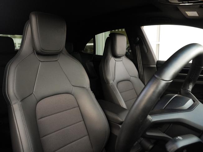 PORSCHE Macan Photo 11