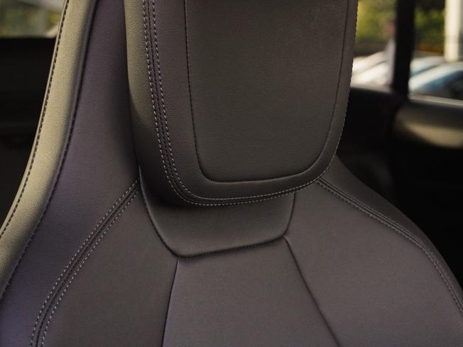 PORSCHE Macan Photo 14