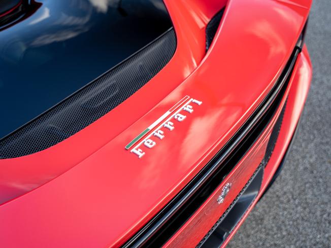Ferrari 296 Photo 31