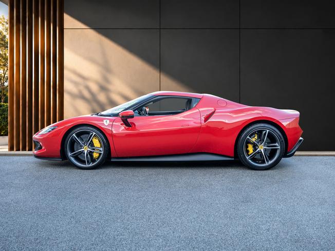 Ferrari 296 Photo 6