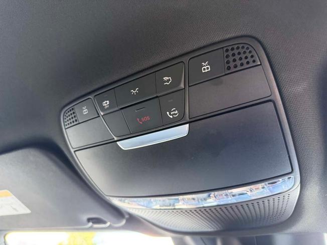 MERCEDES-BENZ GLC Photo 42