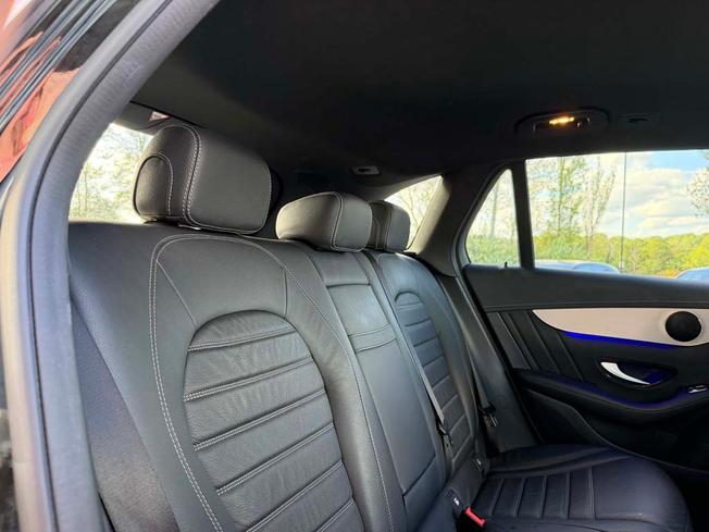 MERCEDES-BENZ GLC Photo 8