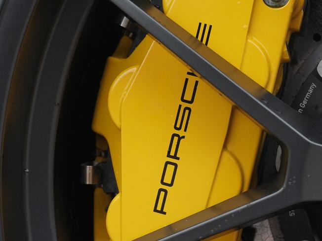 PORSCHE 911 Photo 29
