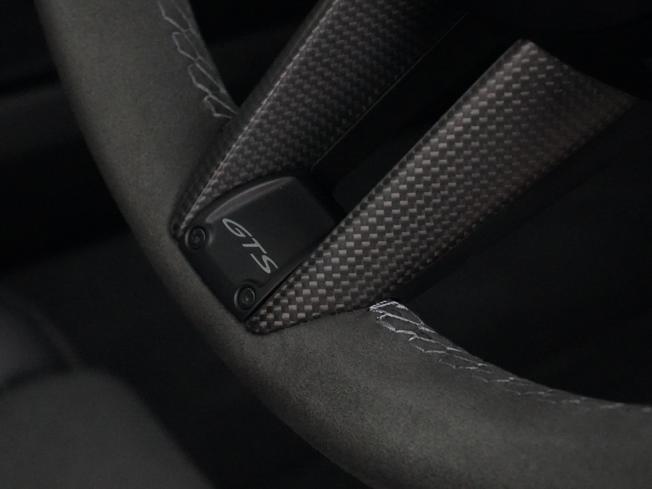 PORSCHE 911 Photo 31