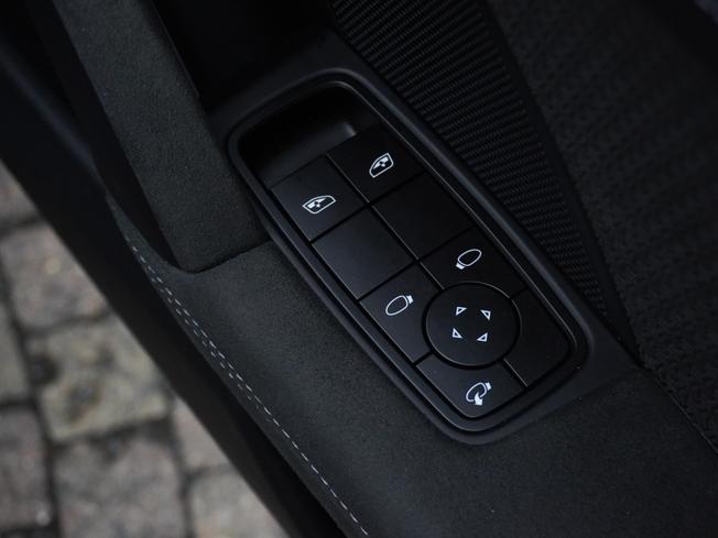 PORSCHE 911 Photo 34