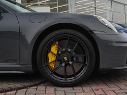 PORSCHE 911 Photo 4