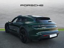 PORSCHE Taycan Photo 2