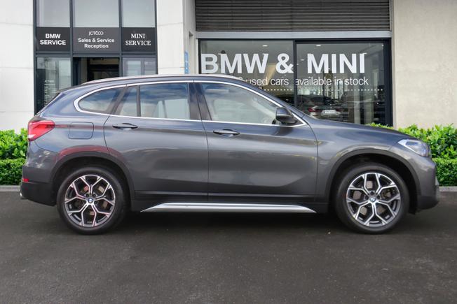BMW X1 Photo 3